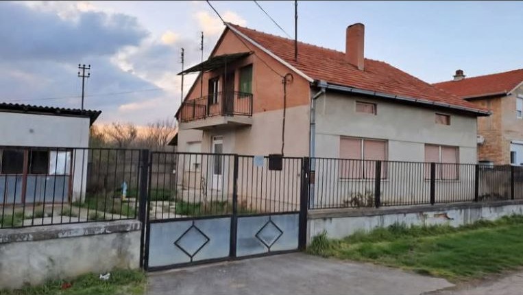 Dvojposchodový rodinný dom v Petrovci